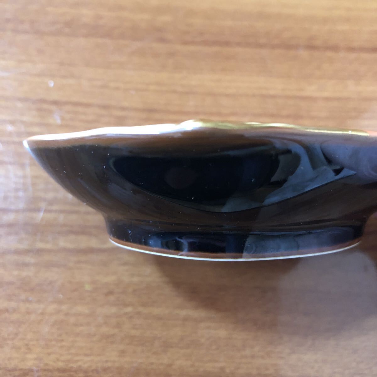 送料無料〉深川製磁 火風 貝型 珍味入れ 豆皿 小皿 懐石 金彩 送料無料〉深川製磁 火風 貝型 珍味入れ 豆皿 小皿 懐石 金彩
