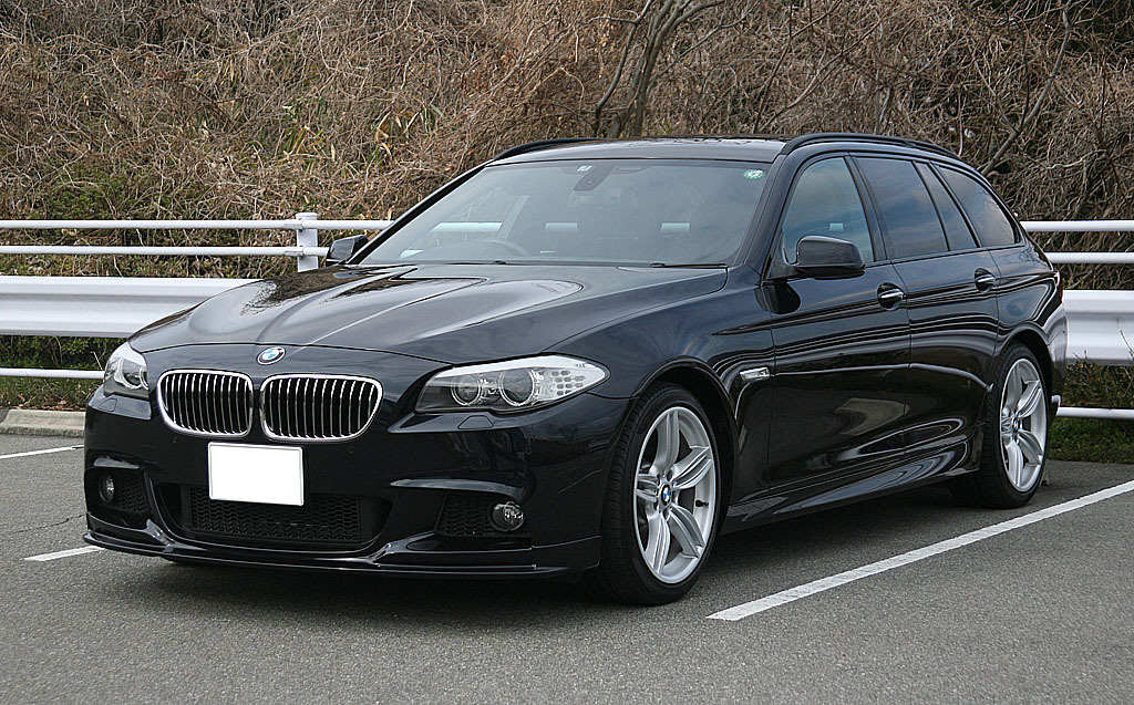 ★美車！BMW 523iツーリング Mスポーツ☆19インチAW☆社外マフラー整備済☆走行7万km☆車検6年7月【くるま出品代行.com】★の画像1