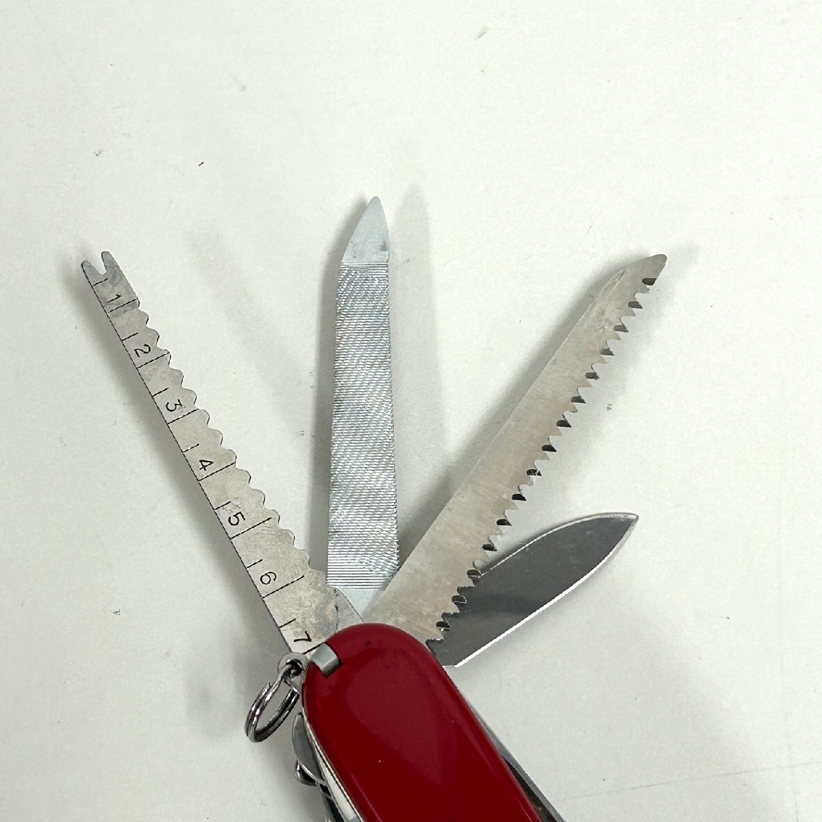 【80】1円～ VICTORINOX ビクトリノックス スイス製 アーミーナイフ マルチツール 万能 スイス ナイフ 中古 汚れあり 現状品の画像4