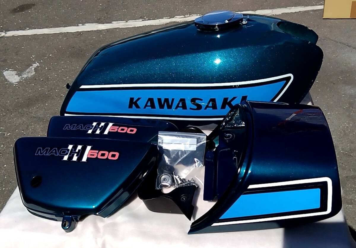 Yahoo!オークション - マッハ 500SS 後期 外装一式 タンク Yahoo!オークション - マッハ 500SS 後期 外装一式 タンク