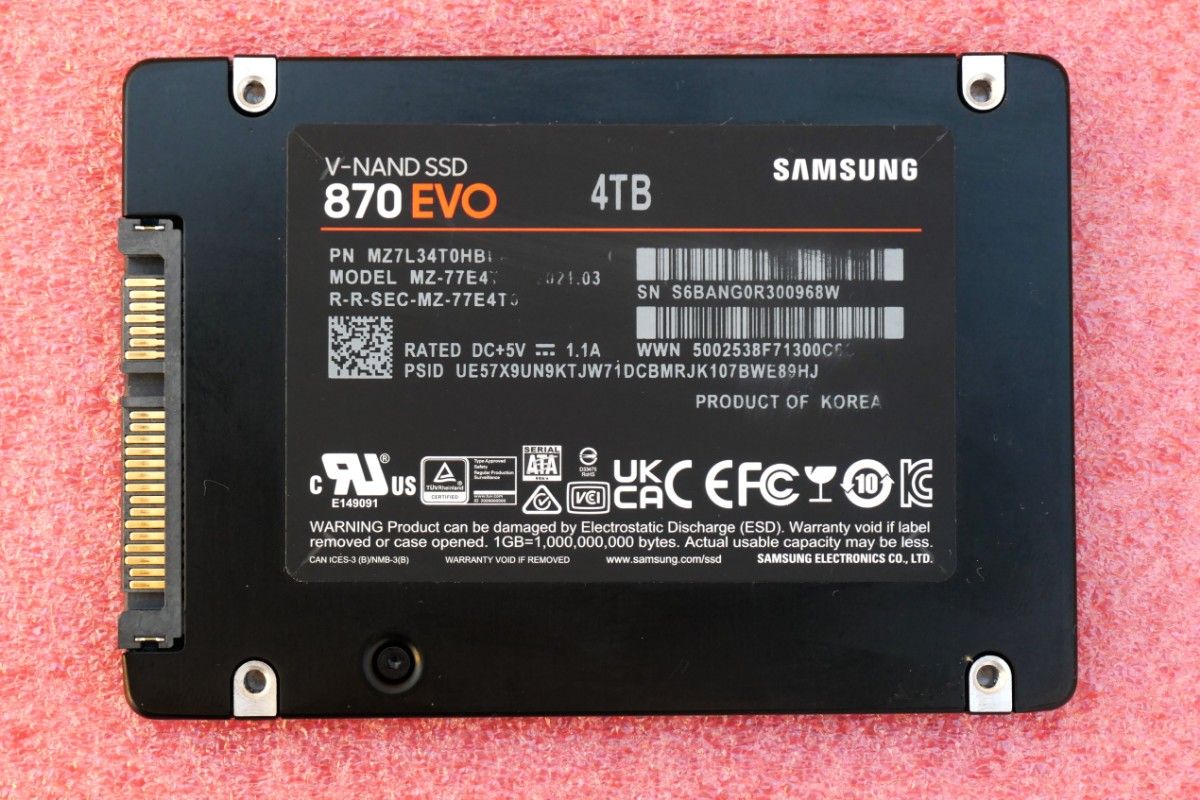 SAMSUNG サムスン 870 EVO 4TB 動作確認済