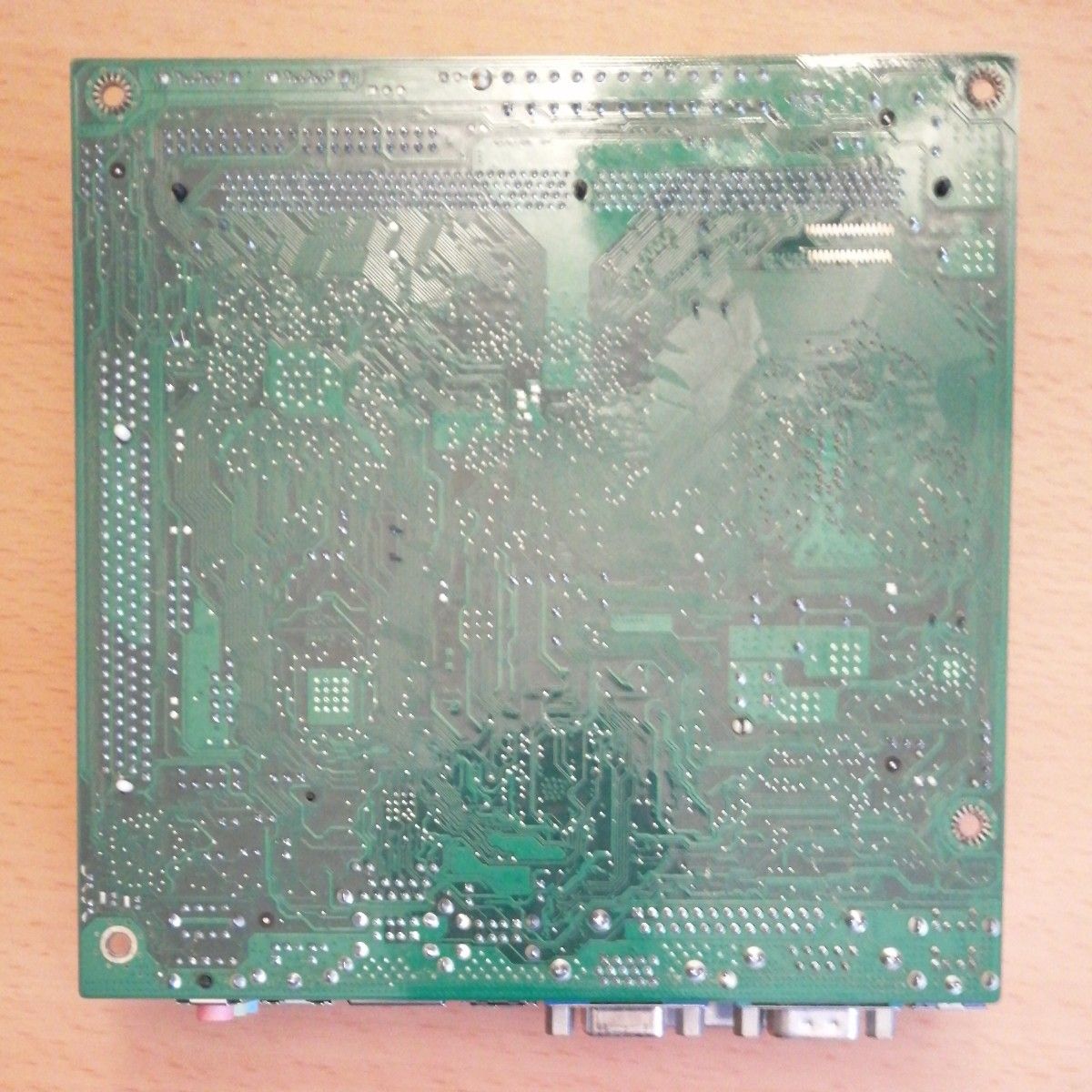 INTEL D945GCLF2 マザーボード (ATOM 330) + メモリ2GB