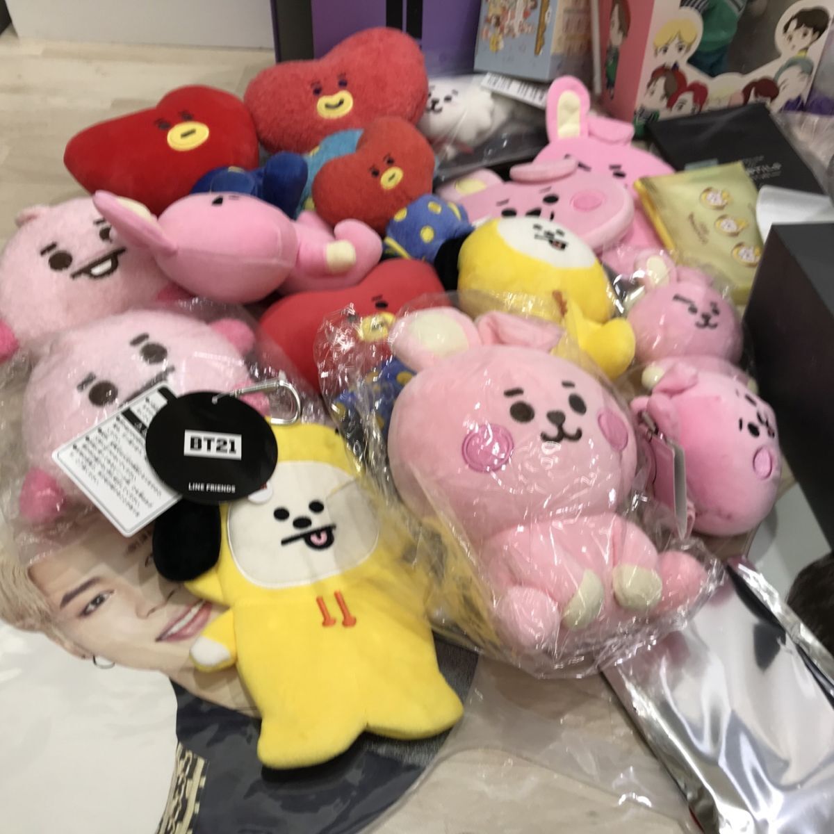 K-pop BTS BT21 др. мягкая игрушка эмблема смешанные товары брелок для ключа подарок жребий жестяная банка значок товары суммировать комплект [C2860]