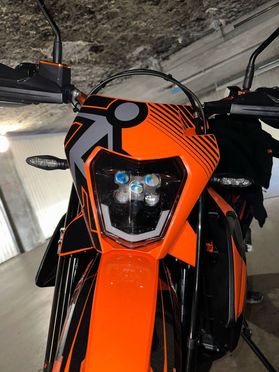 KTM 5LED ヘッドライト 17-21 SX SXF EXC XCW 125 250 300 350 450 500 Eマーク認証 社外品 LEDヘッドランプ フェアリングの画像6