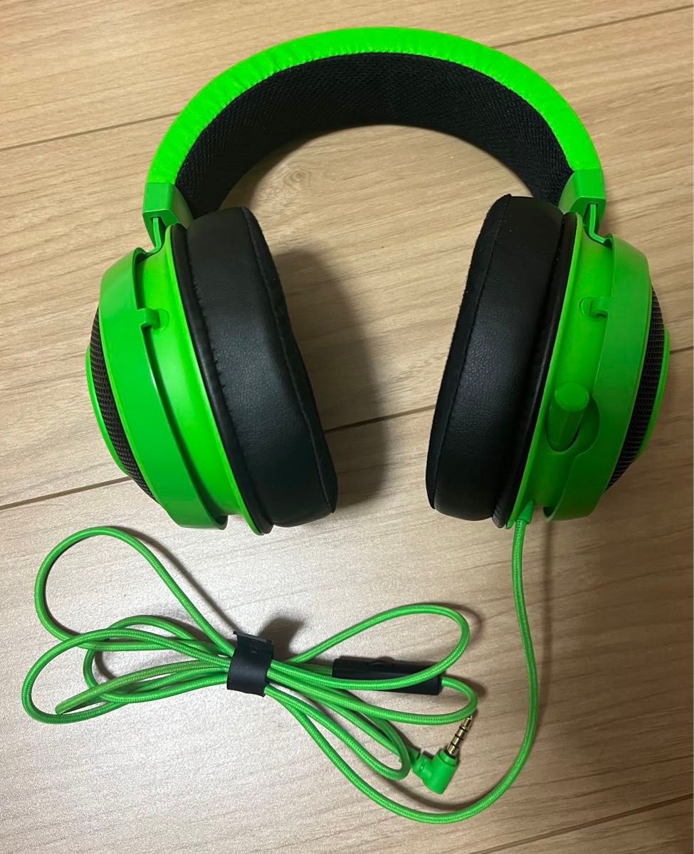 Razer Kraken ゲーミングヘッドセットRZ04-02830200-R3M1（Razer Green）レイザー クラーケン