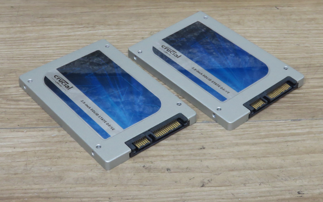 ★≪中古品≫SSD Crucial MX100 512G 2台[t24031109]_画像1