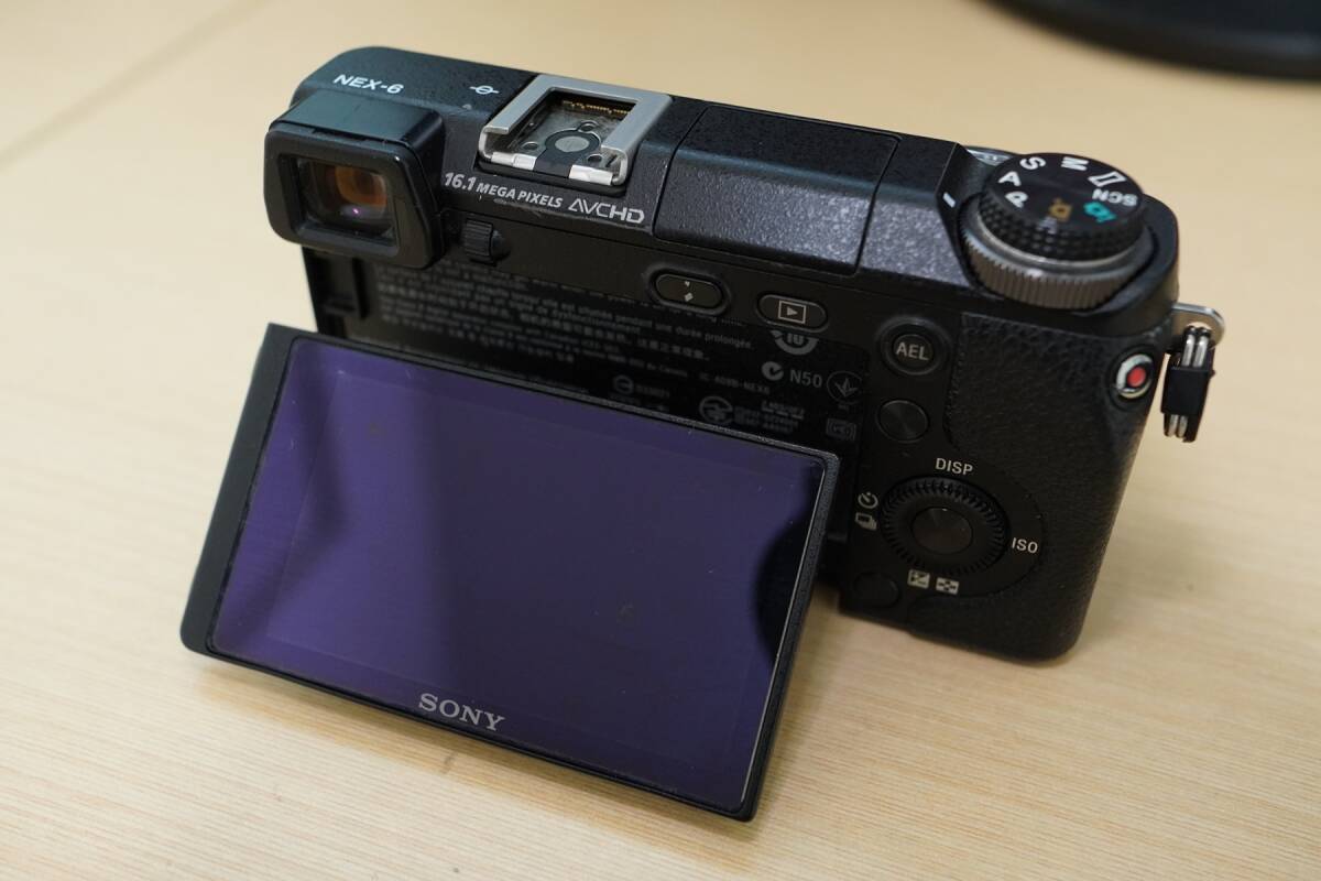 Sony NEX-6 ミラーレスカメラ Eマウント APS-C_画像2