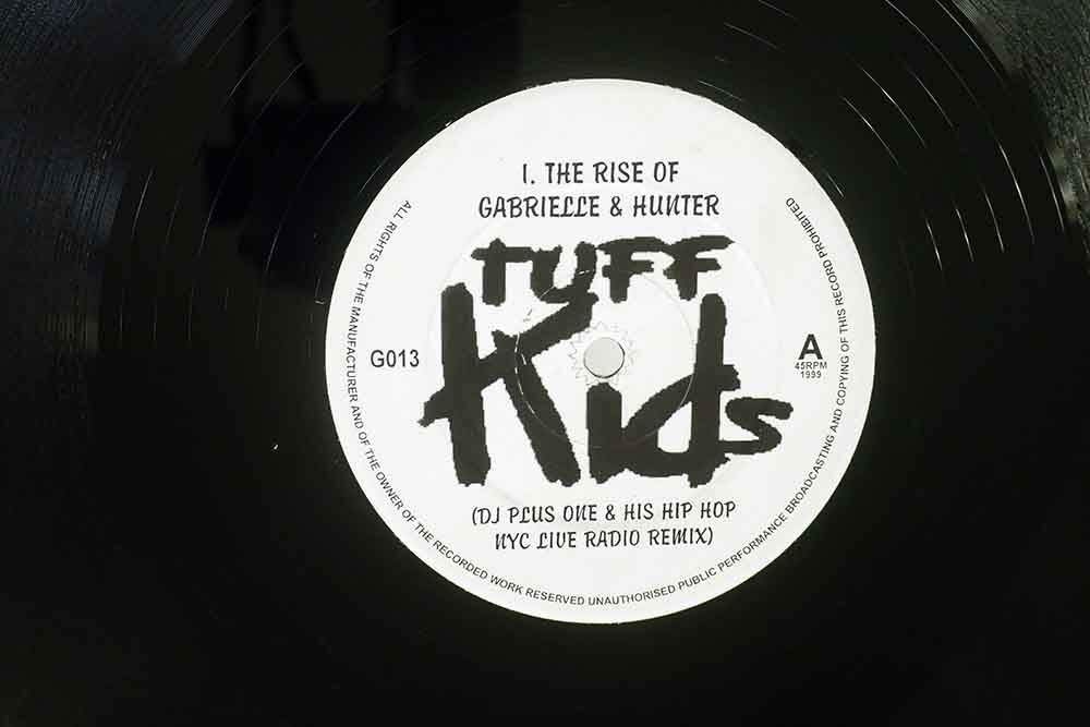 TUFF KIDS/RISE OF GABRIELLE & HUNTER/G013 GO13B1 12の画像1