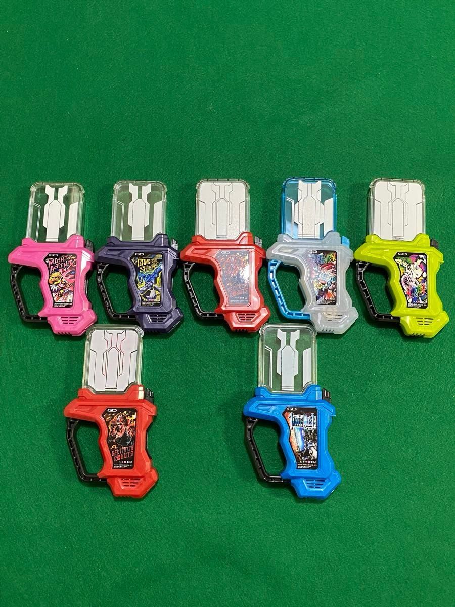 仮面ライダーエグゼイド　DXゲーマードライバー　ガシャットまとめ売り