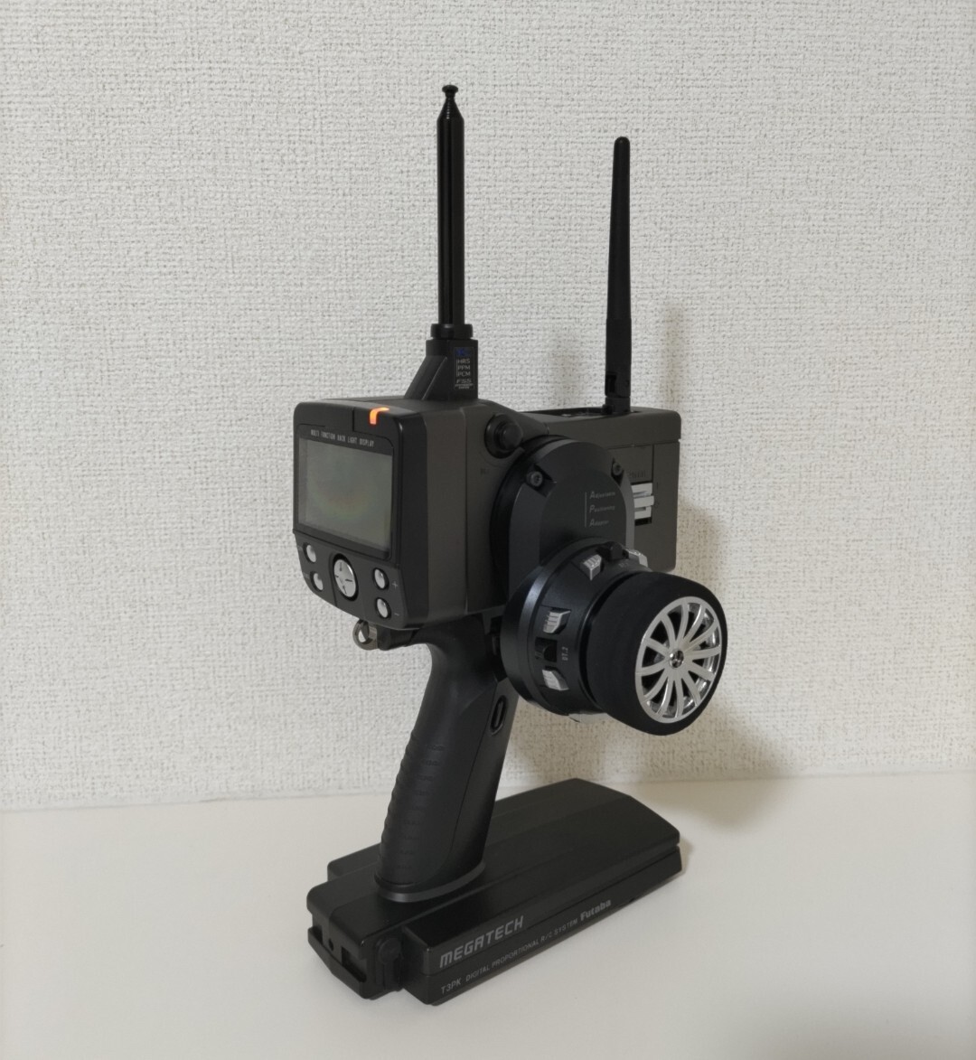 Yahoo!オークション - フタバ Futaba 3PK super MEGATECH 送信機 Yahoo!オークション - フタバ Futaba 3PK super MEGATECH 送信機