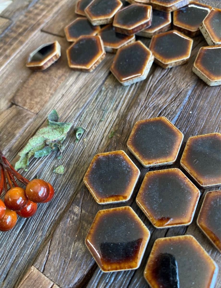 単色30個 ヘキサゴンタイル コラベルタイル 六角 蜂の巣 ハニカムタイル