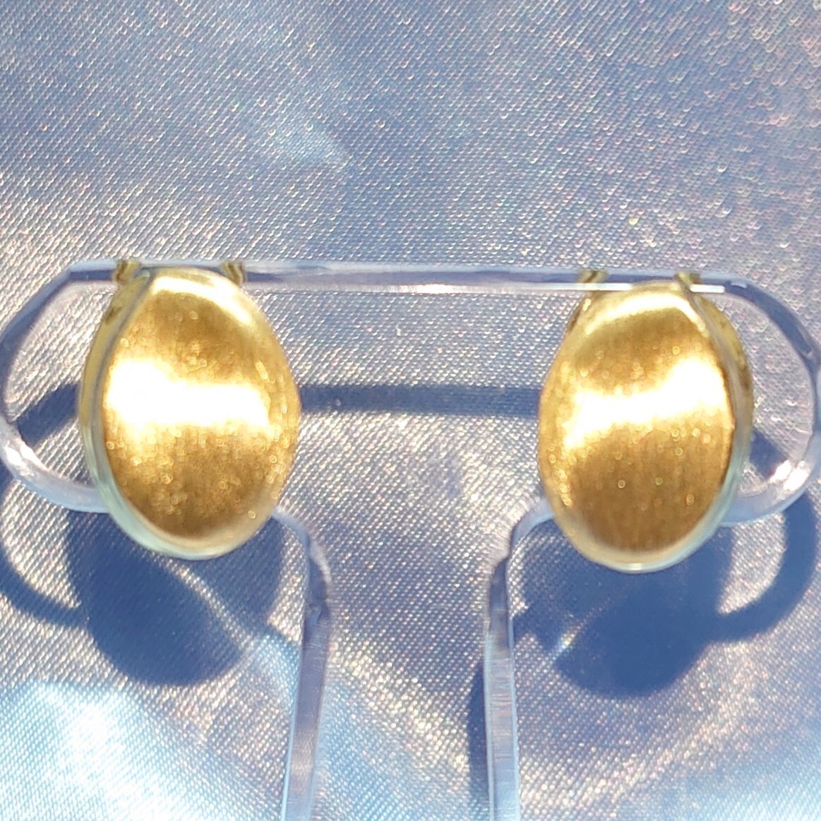 K18 earrings 