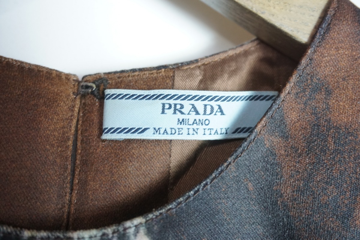 新品 正規 17AW PRADA プラダ ロバート・マクギニス 転写 プリント ベスト シルク P976D 1PPR ブラウン38 本物1217N_画像5