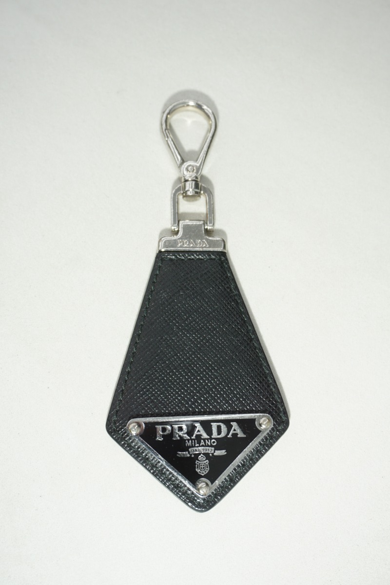  regular PRADA Prada safia-no leather necktie key holder key ring bag charm 2PP041 black genuine article 322O^