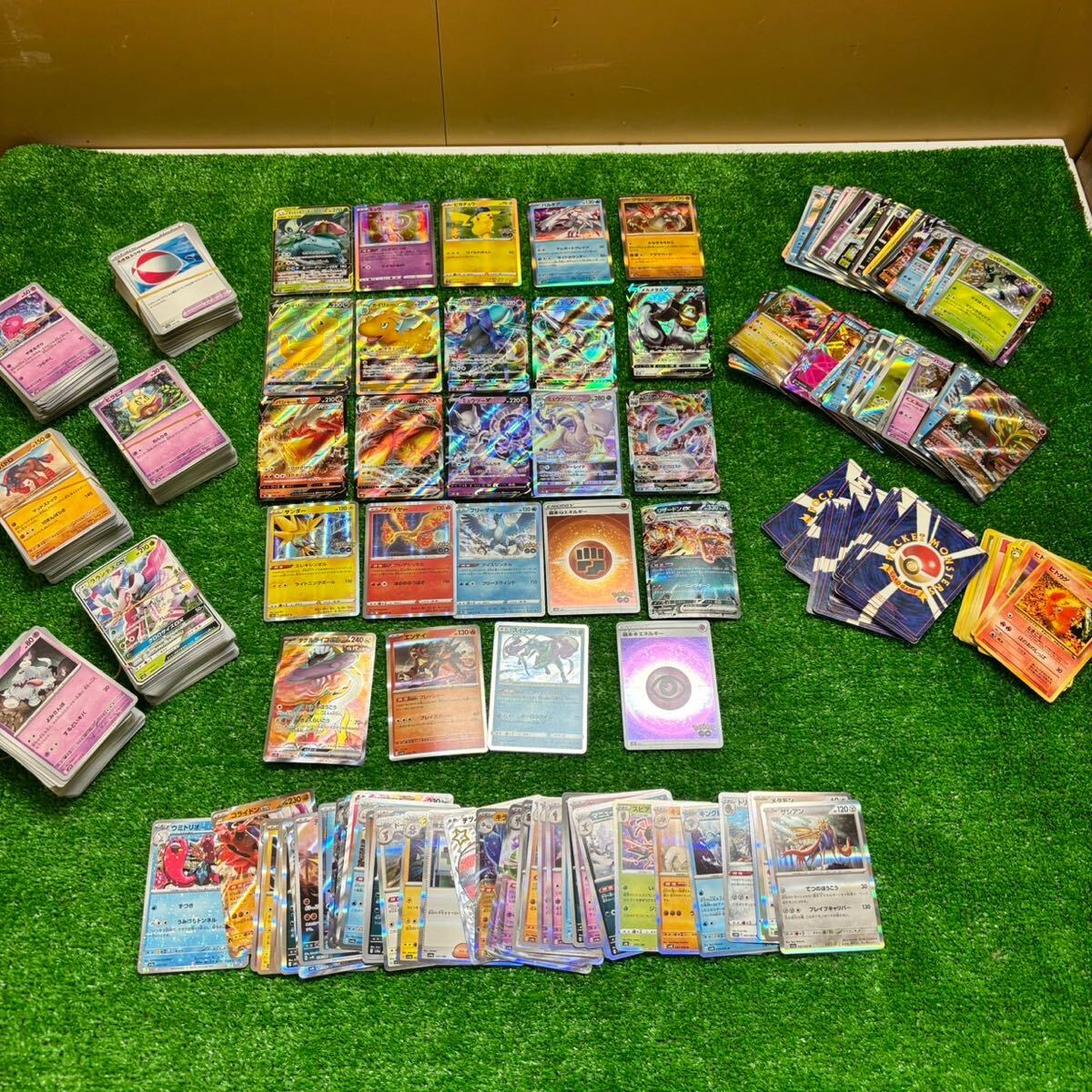 ポケモンカードまとめ売り ノーマル600枚レア131枚初期カード38枚