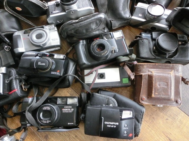 1000円スタート カメラ フィルムカメラ ビデオカメラ レンズ 等 約110点まとめ Nikon/FUJIFILM/KONICA/Canon等 動作未確認 [1/2]VV4004_画像2