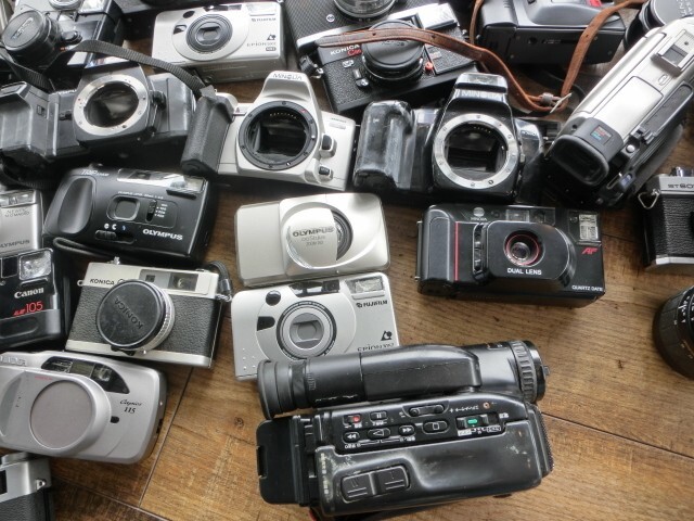 1000円スタート カメラ フィルムカメラ ビデオカメラ レンズ 等 約130点まとめ Nikon/FUJIFILM/KONICA/Canon等 動作未確認 [12] VV4002の画像7