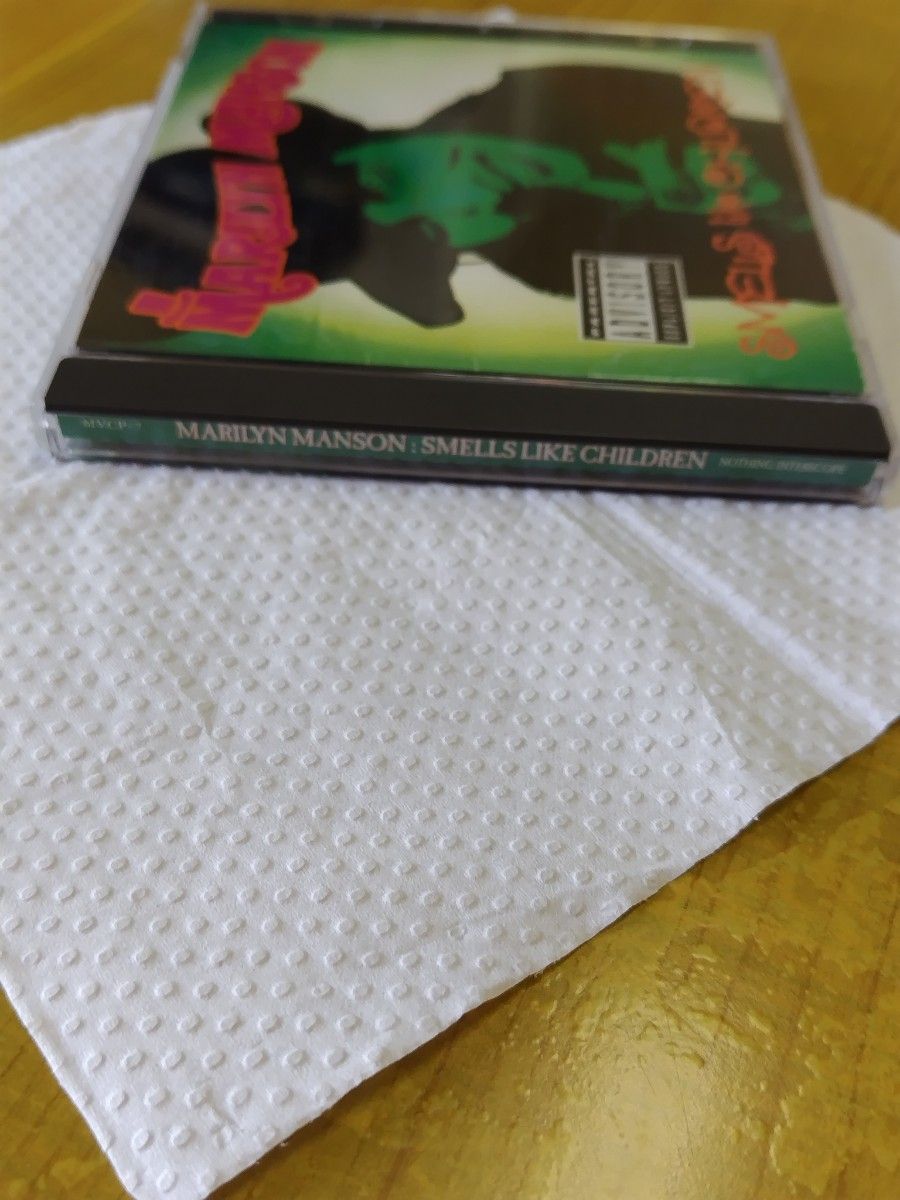 マリリン・マンソン　スメルズ・ライク・チルドレン　ロック・バンド　洋楽　 CD　ハードロック　オリジナルアルバム　