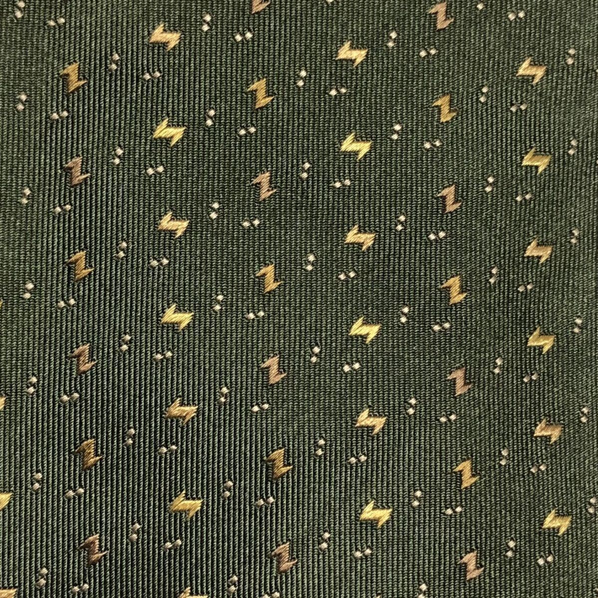 # новый товар не использовался с биркой # обычная цена 1.68 десять тысяч иен #Salvatore Ferragamo Salvatore Ferragamo галстук общий рисунок шелк 100% Италия производства зеленый 