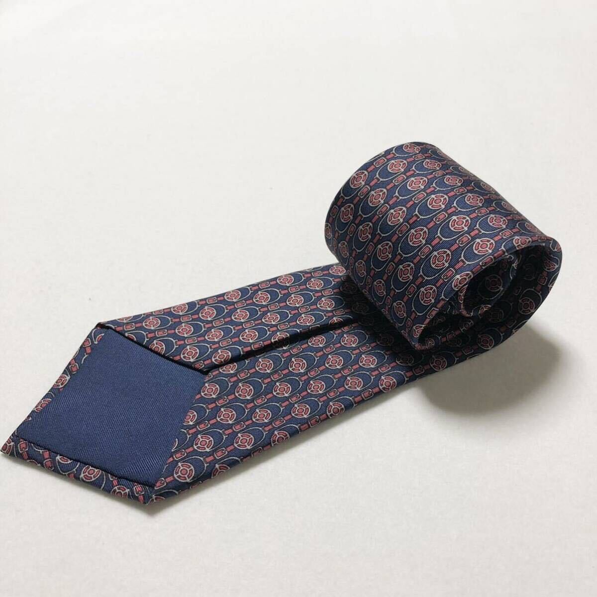 HERMES エルメス ネクタイ あぶみ 鐙 馬具 総柄 シルク100 HERMES エルメス ネクタイ あぶみ 鐙 馬具 総柄 シルク100
