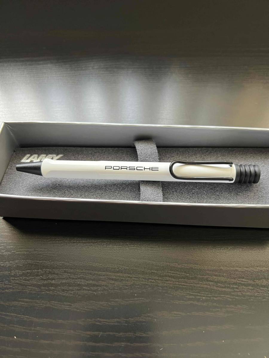 ★新品未使用　純正　ディーラー提供品★ポルシェ　PORSCHE LAMY　ラミー　オリジナル　ボールペン　ノベルティ カイエン_画像2