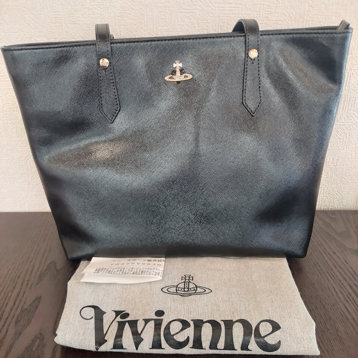 未使用 ヴィヴィアンウエストウッド Vivienne Westwood バッグ ブラック ショルダーバッグ 4205007d トートバッグ_画像1