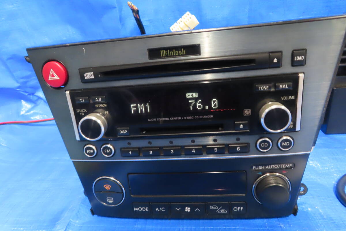 STD168 保証付/レガシィ純正　マッキントッシュオーディオ　PF-40621/EF-12081　前期　BL5 BP5 BP9 BPE/BPH CD MD デッキ_画像2