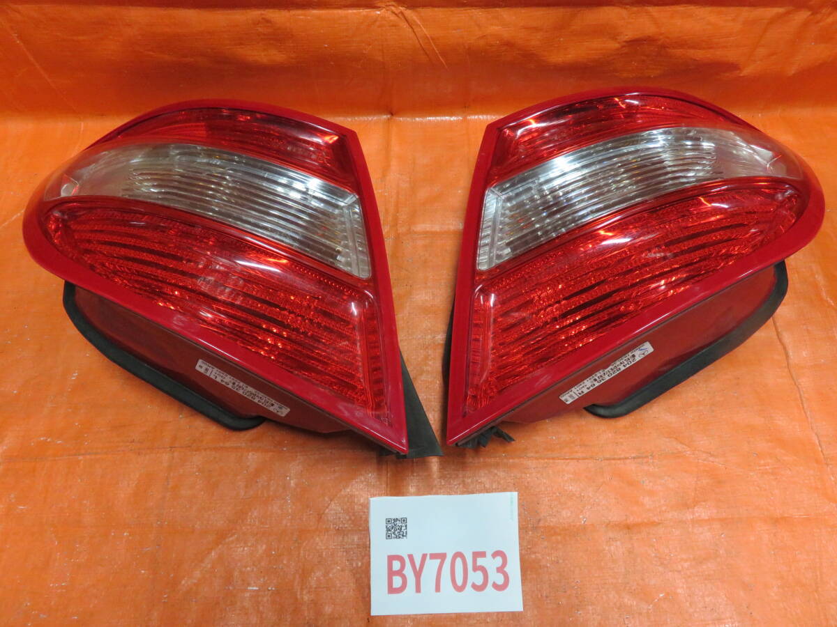 BY7053 lighting OK Benz W204 C Class previous term Station Wagon tail light / tail lamp left right set / original 204 820 36 64 * rubber crack 