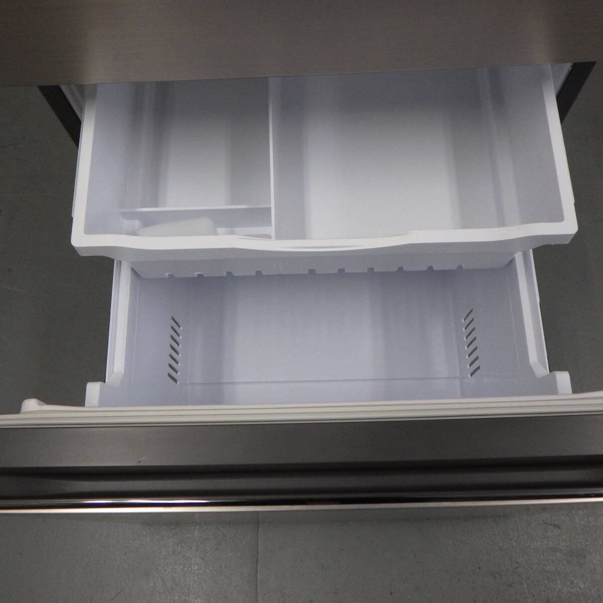 HITACHI 日立ノンフロン冷凍冷蔵庫 R-V32KV(N) 315L 2020年製の画像5