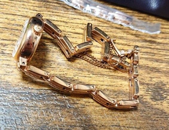 agete アガット ソーラー 腕時計 ラウンドフェイス|Yahoo agete アガット ソーラー 腕時計 ラウンドフェイス|Yahoo