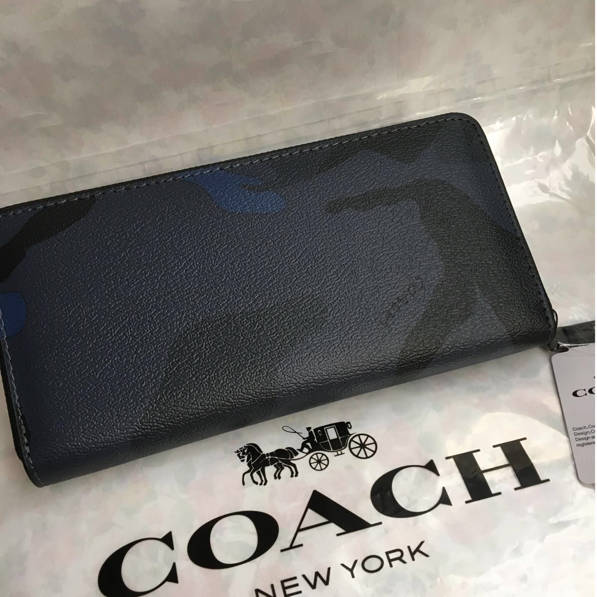 新品未使用 COACH コーチ長財布　メンズ　ブルー 迷彩 柄  黒 紺F57802