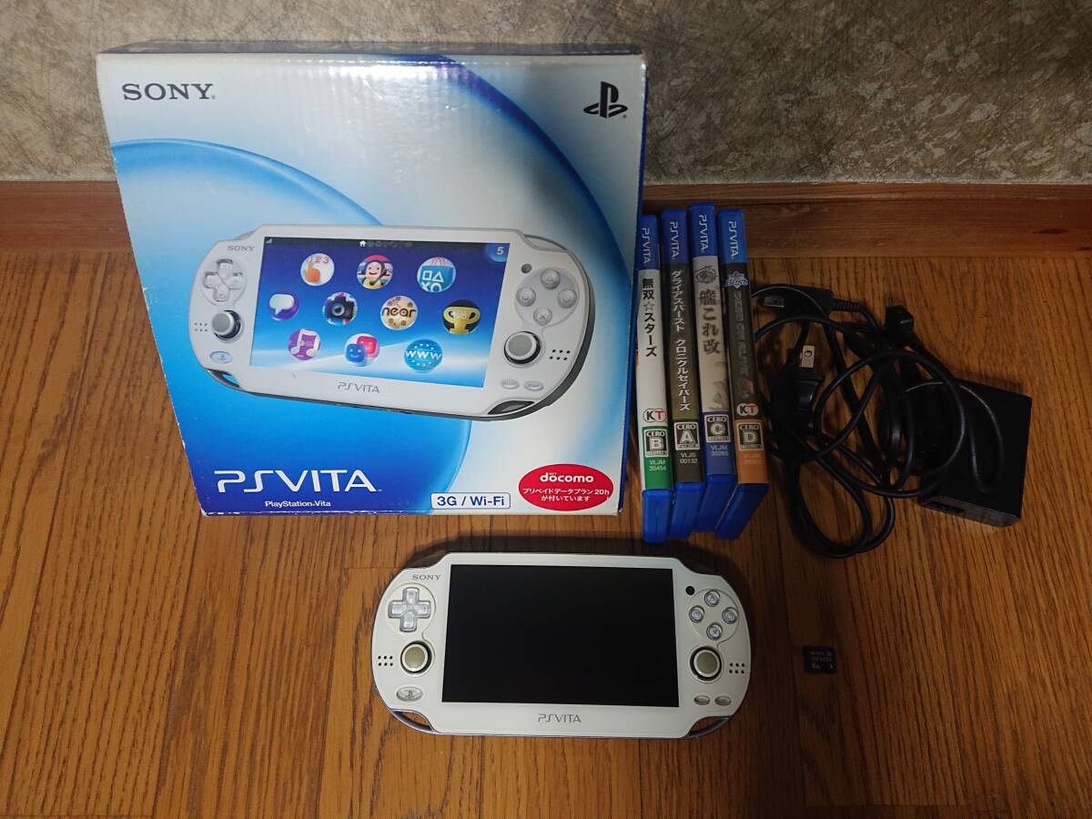 PS Vita PCH-1100 AB02 ３G/Wi-Fi ゲーム4本つき _画像1