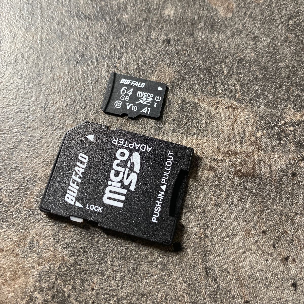 2312287☆ バッファロー BUFFALO Class10 microSDHCカード SD変換アダプター 64GB