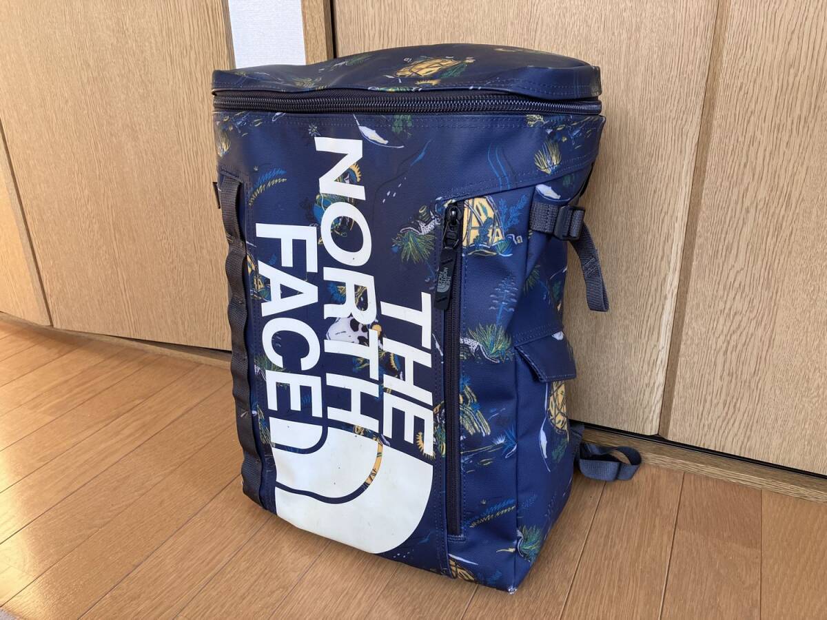 ★中古 美品★THE NORTH FACE ザノースフェイス ヒューズボックス2 BC FUSEBOX Ⅱ NM81817 国内正規品 30L 限定カラー 簡易防水 通勤通学_画像1