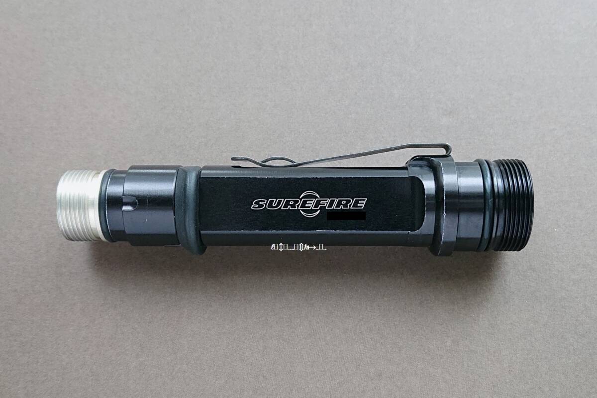 SUREFIRE C3 CENTURION C3-BK ボディー 初期 ラウンドボディー シュアファイア 検 6p 9p c2 c3 z2 z3 d2 d3 m2 m3の画像1