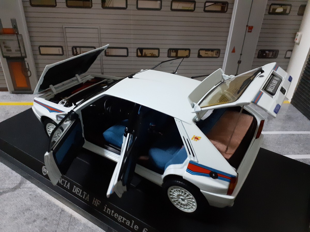 京商 1/18 Lancia Delta HF integrale 6_画像9