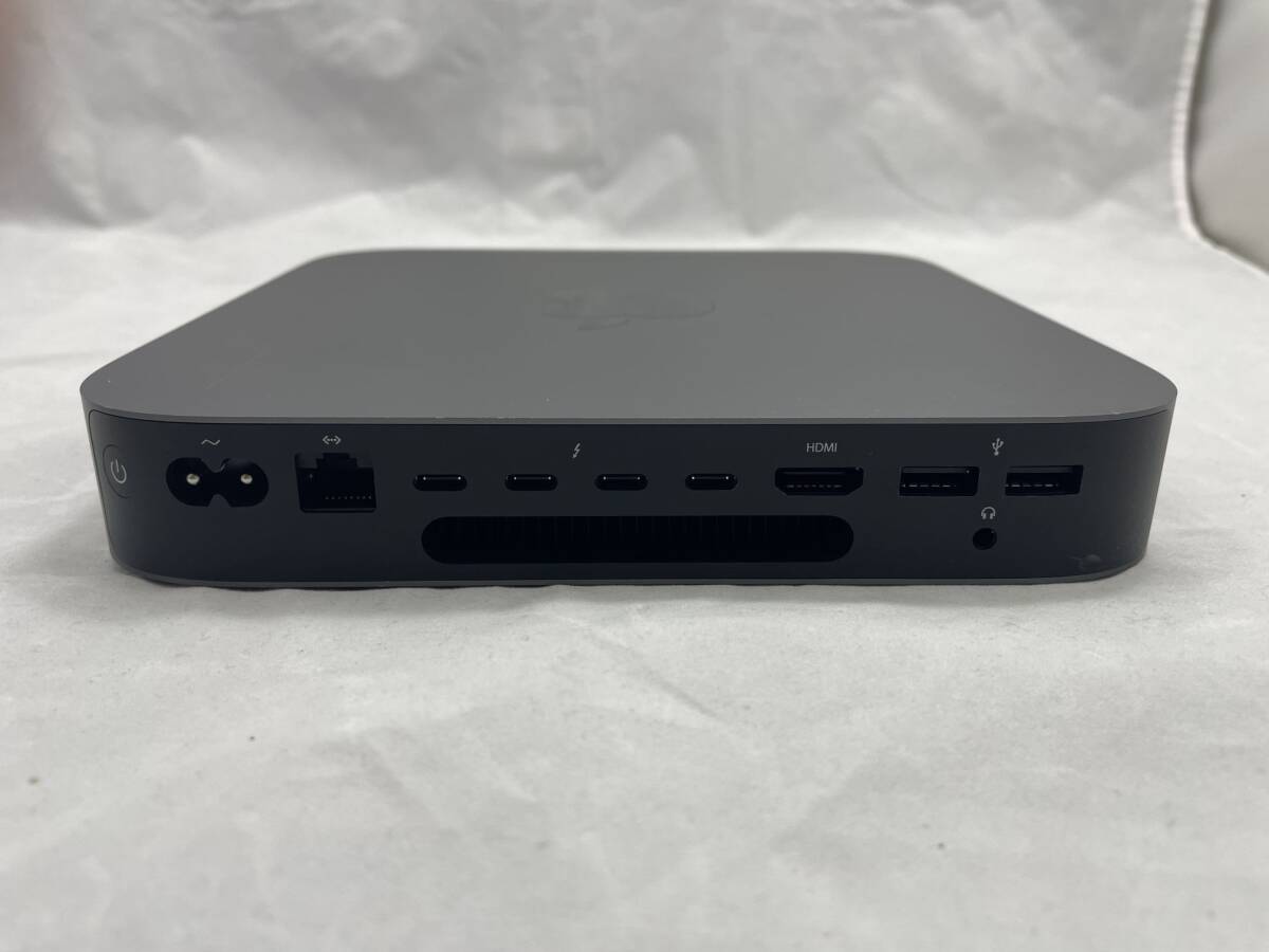 #300607 APPLE Mac mini (2018) (Core i7 3.2GHz 6コア /16GB /512GB /無線,BT /macOS)_画像1