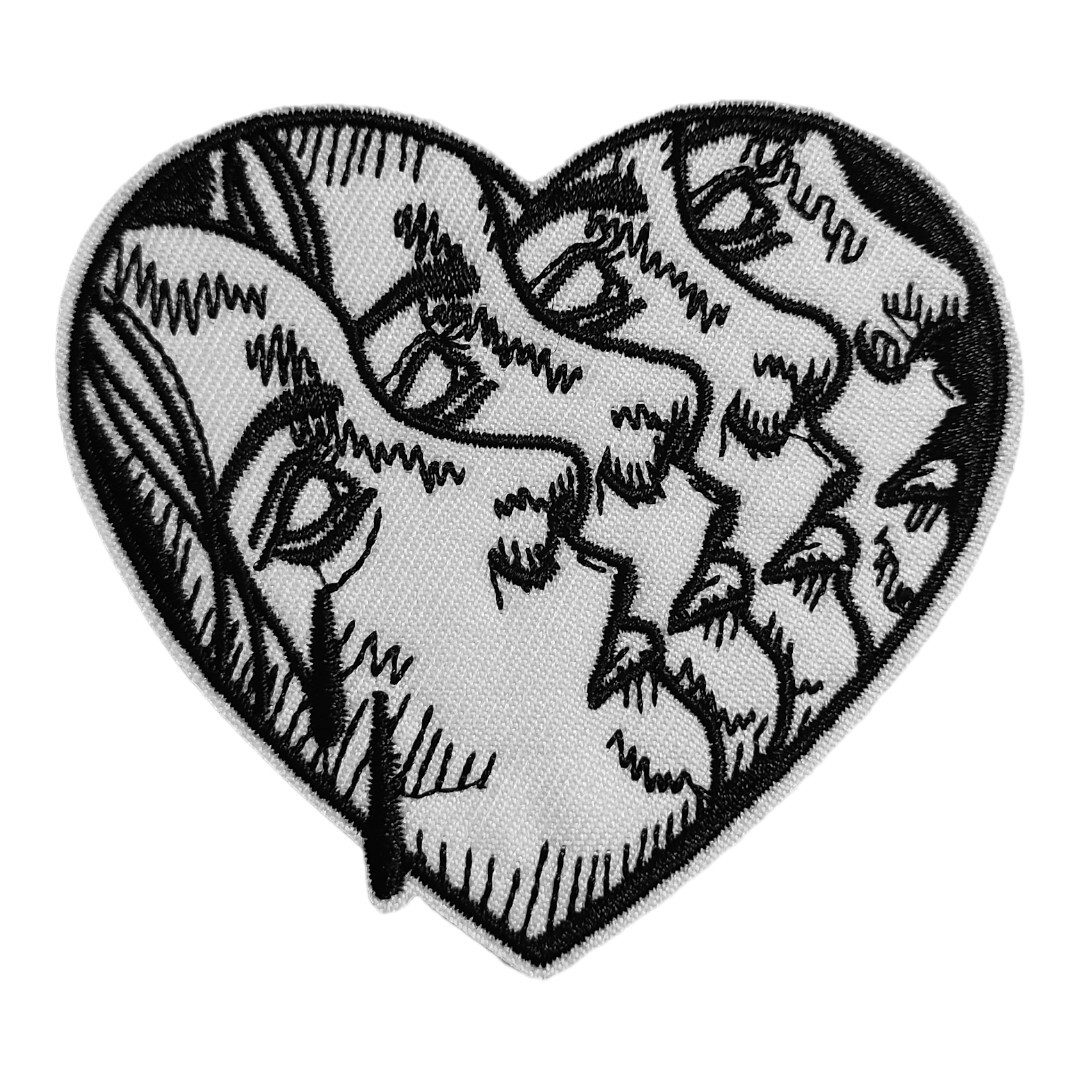 H-40【 アイロンワッペン 】 刺繍ワッペン アップリケ リメイク ハート heart human 人間 モノトーン アイロンワッペン パッチ_画像1