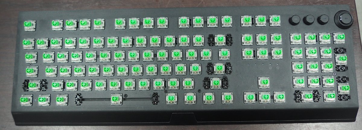 S883 RAZER ゲーミングキーボード BLACKWINDOW V3 PRO 緑軸 ワイヤレス 有線 Wi-Fi Bluetooth USB-C レイザー_画像7