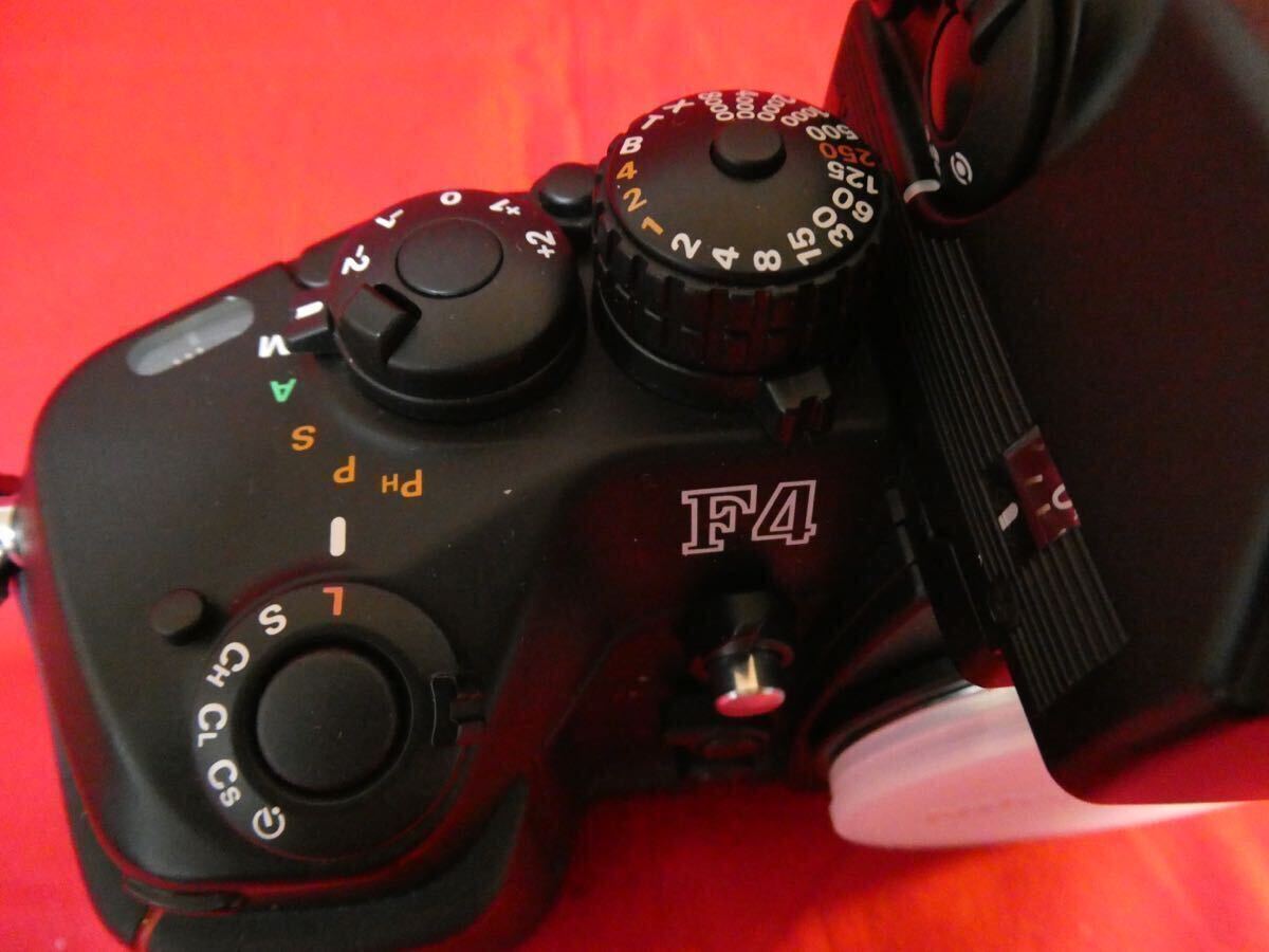 美品 Nikon F4 一眼レフ フィルムカメラ 防湿庫保管品 ニコン ボディ MB-21 付属 _画像7