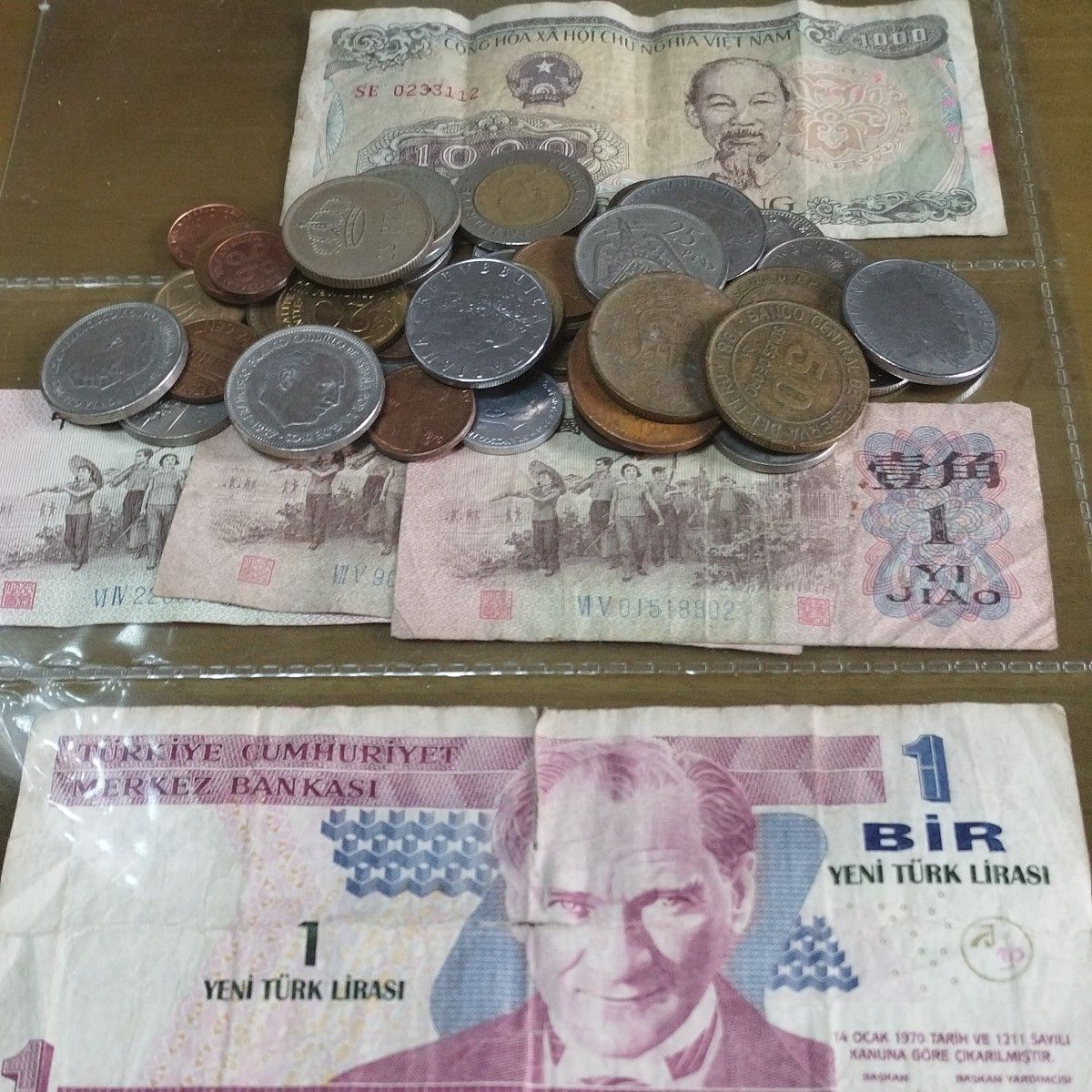 海外コイン50枚と海外札5枚 　古銭　 旧紙幣