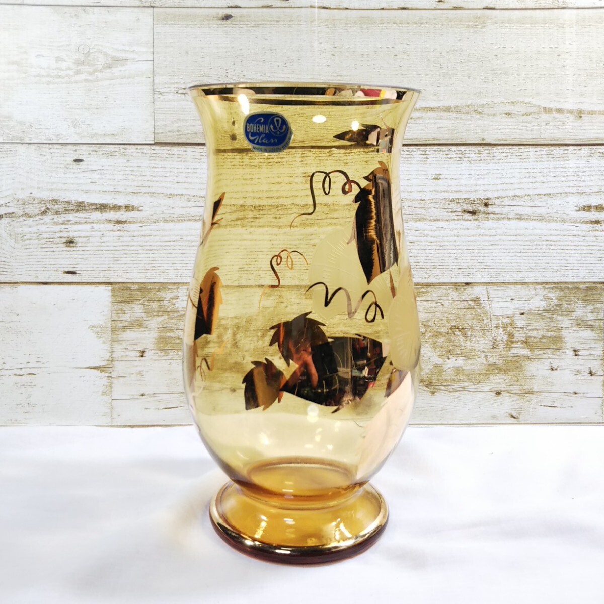 BOHEMIA ボヘミアグラス 金彩花紋アンバー ガラス製 花瓶 フラワーベース の画像1