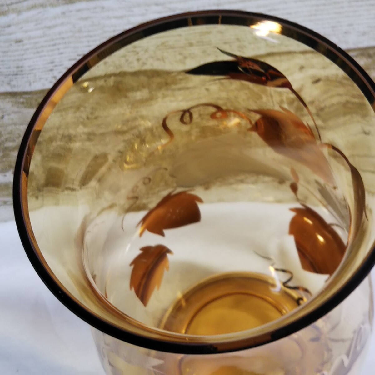BOHEMIA ボヘミアグラス 金彩花紋アンバー ガラス製 花瓶 フラワーベース の画像4