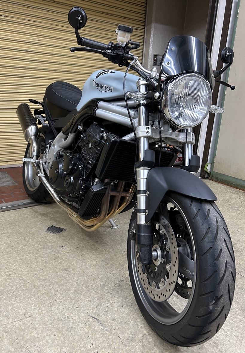 ★Triumph Speed Triple 955i 2004年式 カスタム車両 車検2025年4月まで 低走行の画像3