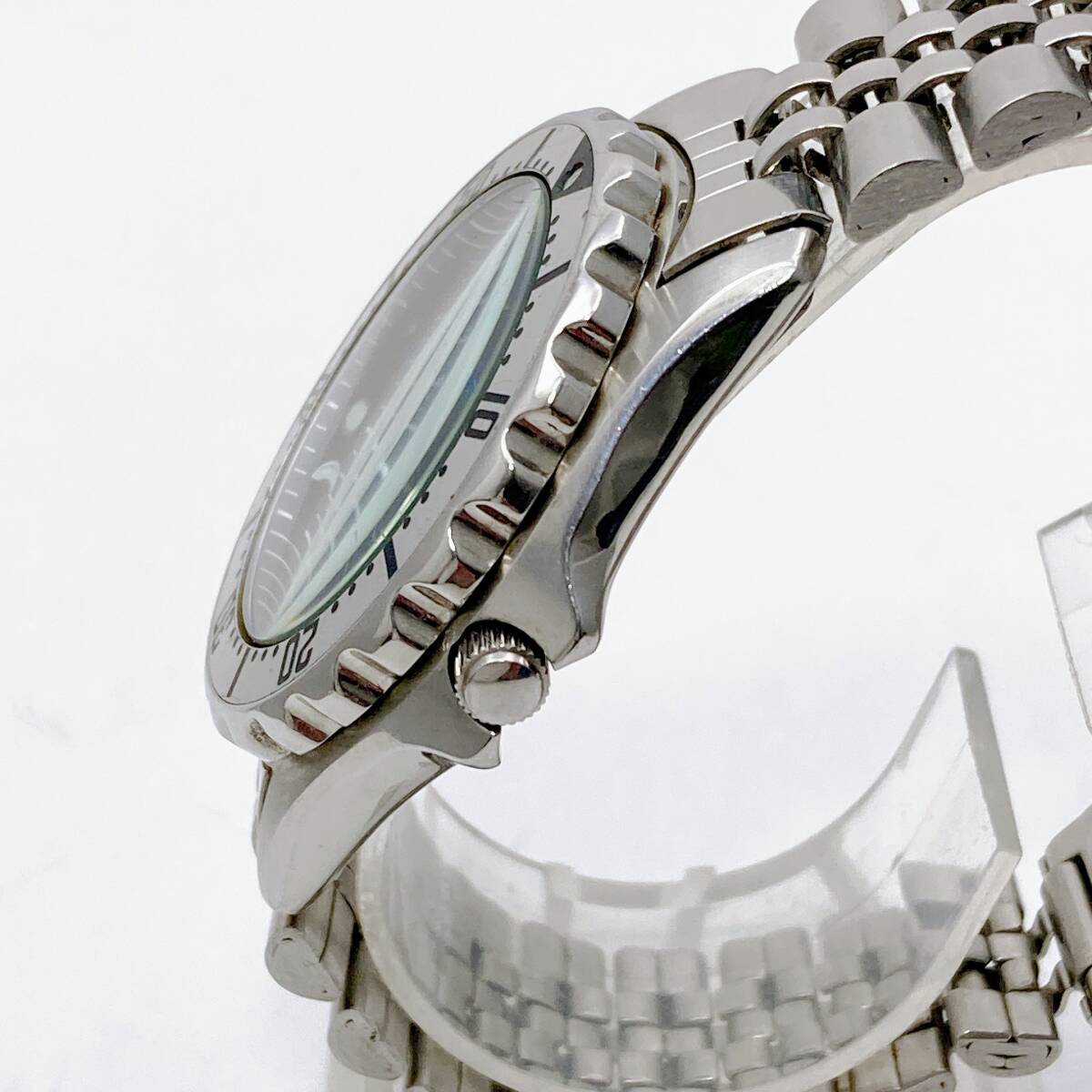 【即決 / 送料185円】 SEIKO ALBA V348-6090 日本製 10気圧防水 ダイバーウオッチ風 デイデイト 大きく見やすい メンズ腕時計 No.40301-1_画像4