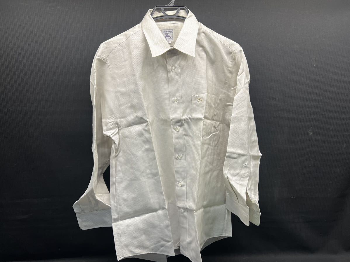 〇Tb2〇60 バーバリー BURBERRY 長袖 シャツ ワイシャツ カッターシャツ 40-80 メンズ 白地 _画像2