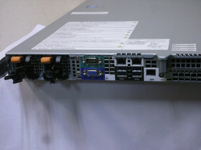 NEC Express 5800/R110i-1(N8100-2531Y)Xeon QuadCore E3 1260L V5 2.9GHz/16GB/SAS 2.5インチ 300GB x 4_画像3