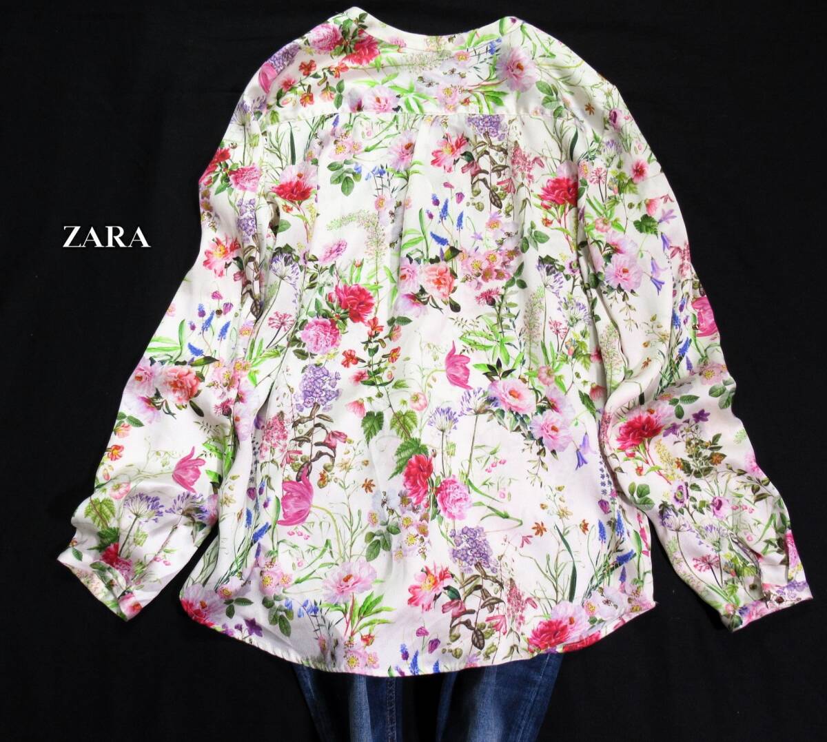 ザラ ZARA BASIC 大人素敵スタイル☆ 微光沢 花柄 総柄 フラワープリント プルオーバーブラウス S _画像2