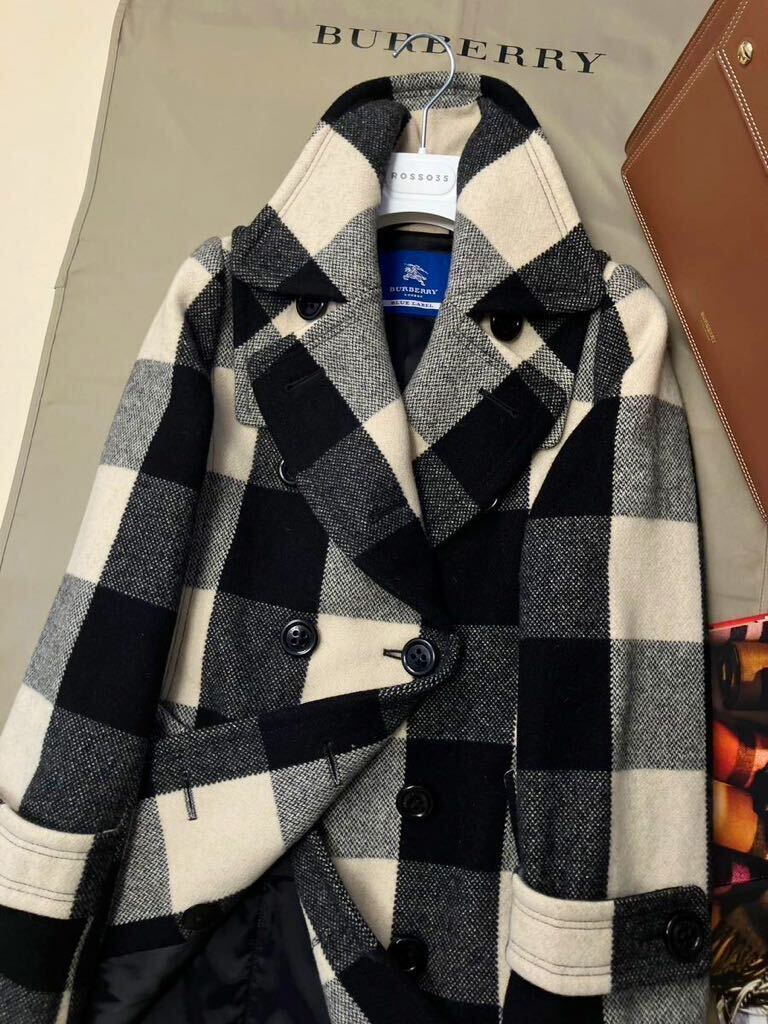 F35【メガノバチェック】参考価格15万●超美品BURBERRY BLUE LABEL●鮮やかノバチェック●トレンチPコート バーバリーコート レディースの画像3