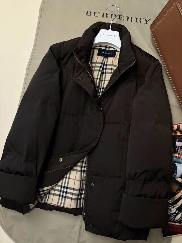 G27【ふんわりダウン】参考価格15万●超美品BURBERRY LONDON●ノバチェック ●高級ダウン90%ジャケット バーバリーコート レディース_画像2